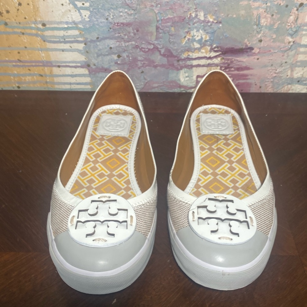Tory Burch Channing Beige Slip on Sneakers Ballet Flats Canvas Shoes Women 8.5M - Picture 6 of 12